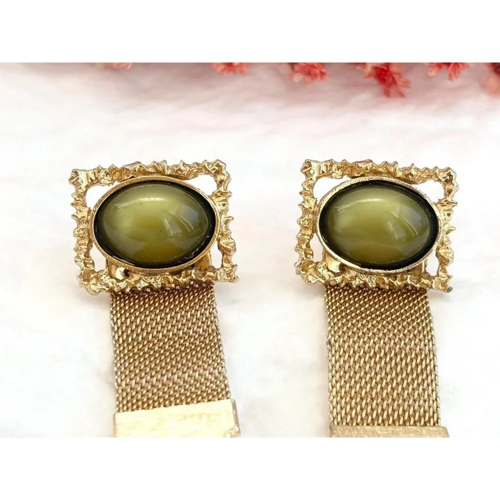 Green Thermoset Midcentury Mesh Wrap Gold Toned Square Vintage Cufflinks